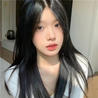 衣橱里的她1